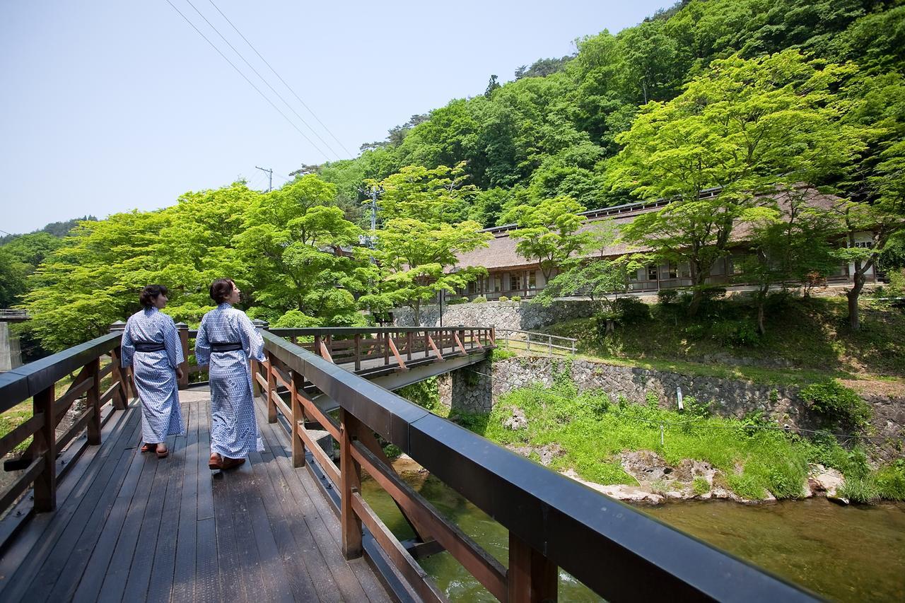 ホテル 大沢温泉 山水閣 花巻市 エクステリア 写真