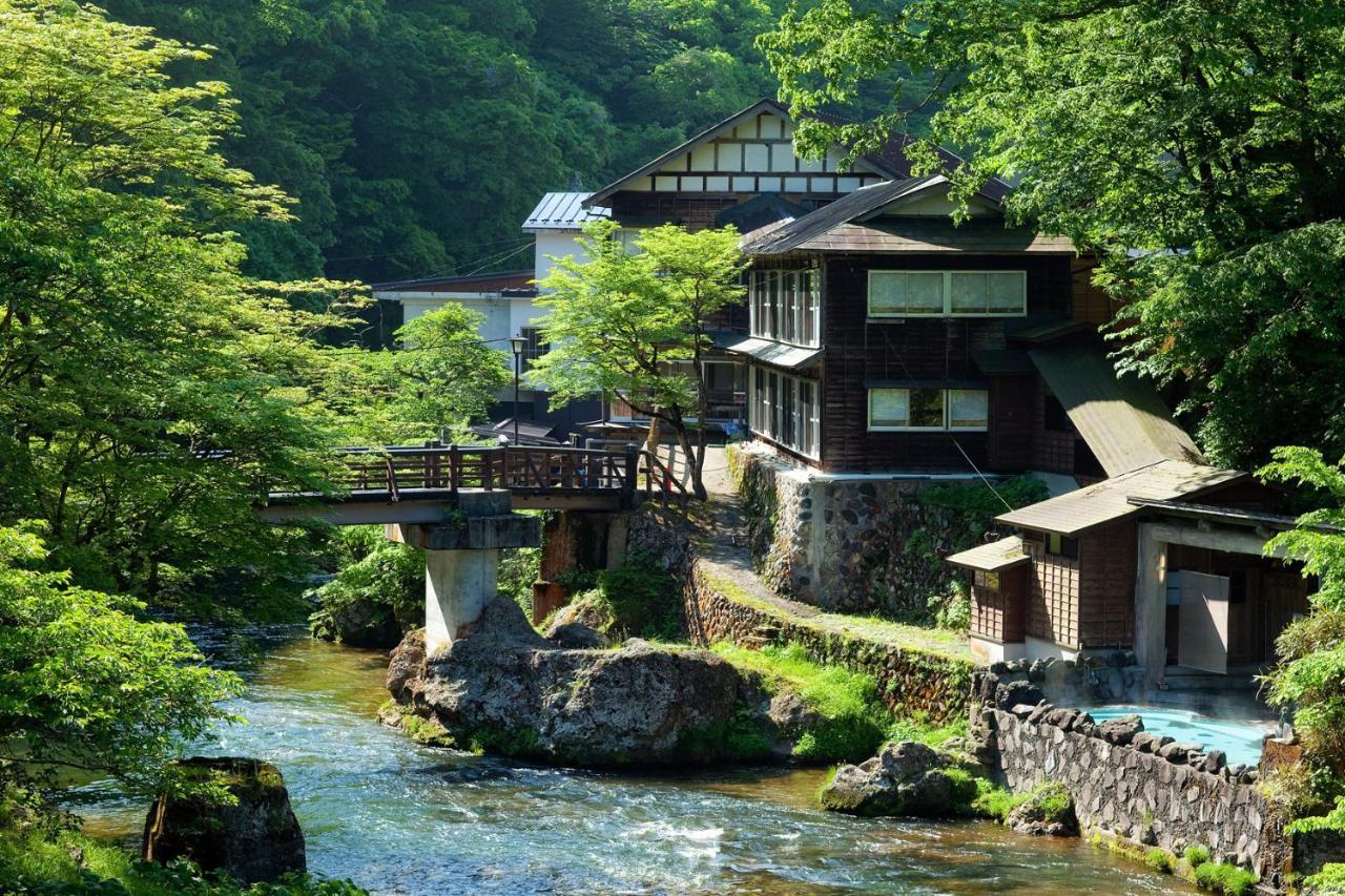 ホテル 大沢温泉 山水閣 花巻市 エクステリア 写真